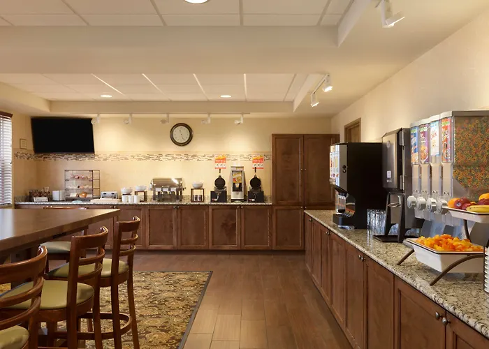 Country Inn & Suites By Radisson, Dundee, Mi