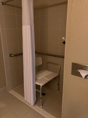 Hotel Country & By Radisson, Dundee, Mi