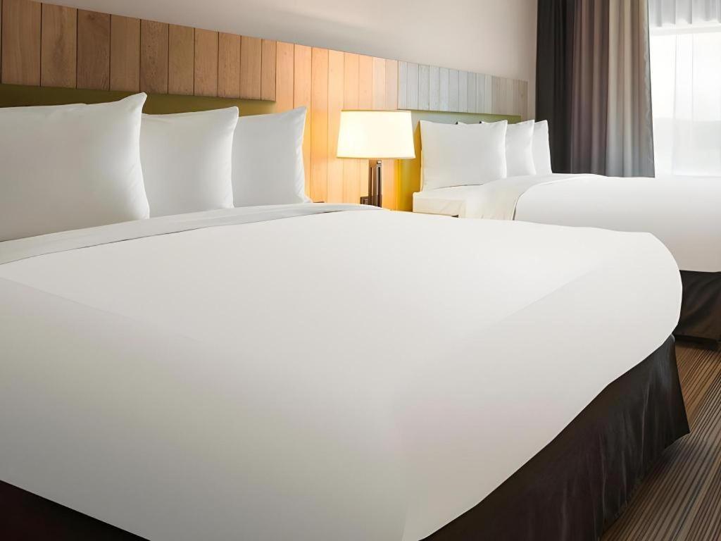 Country & By Radisson, Dundee, Mi 3* Dundee