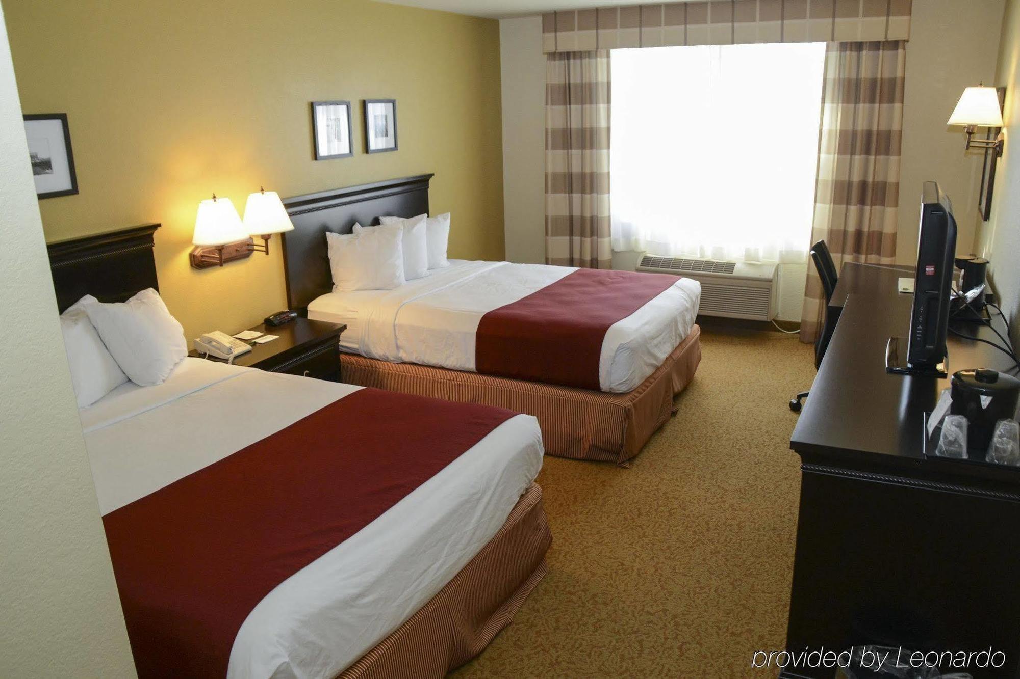 Country & By Radisson, Dundee, Mi 3* Dundee